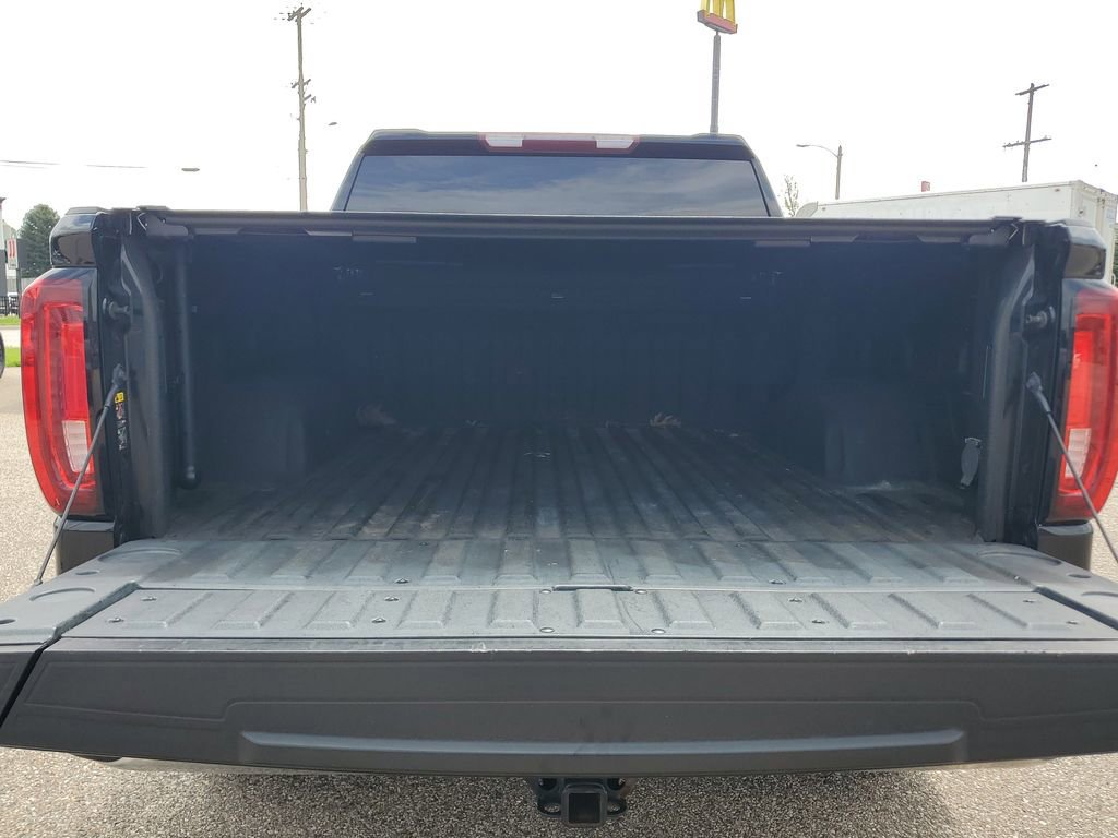 Used 2022 GMC Sierra 1500 SLT w/ SLT Premium Package AWD/4WD image 9
