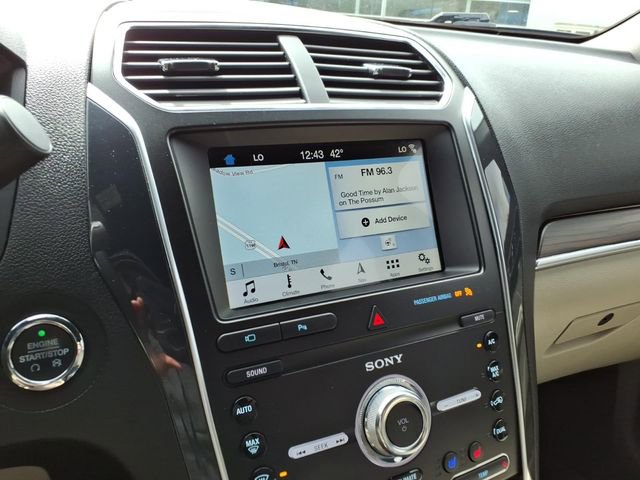 Certified 2019 Ford Explorer Limited w/ Class III Trailer Tow Package image 28