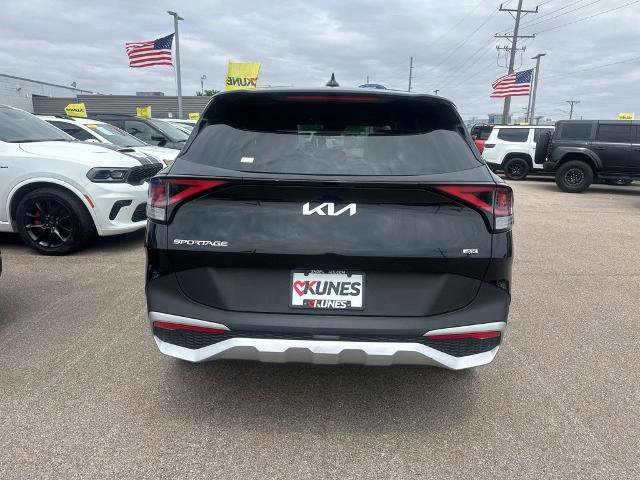 Used 2025 Kia Sportage LX AWD/4WD image 13