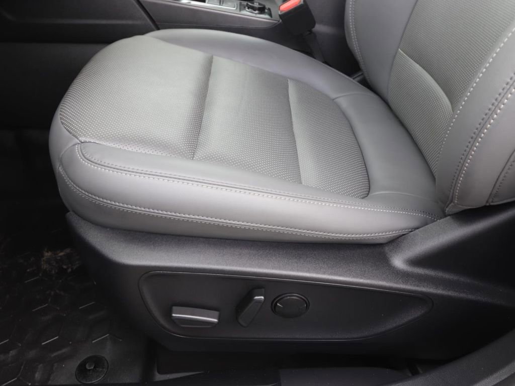 Certified 2025 Ford Bronco Sport Badlands AWD/4WD image 17