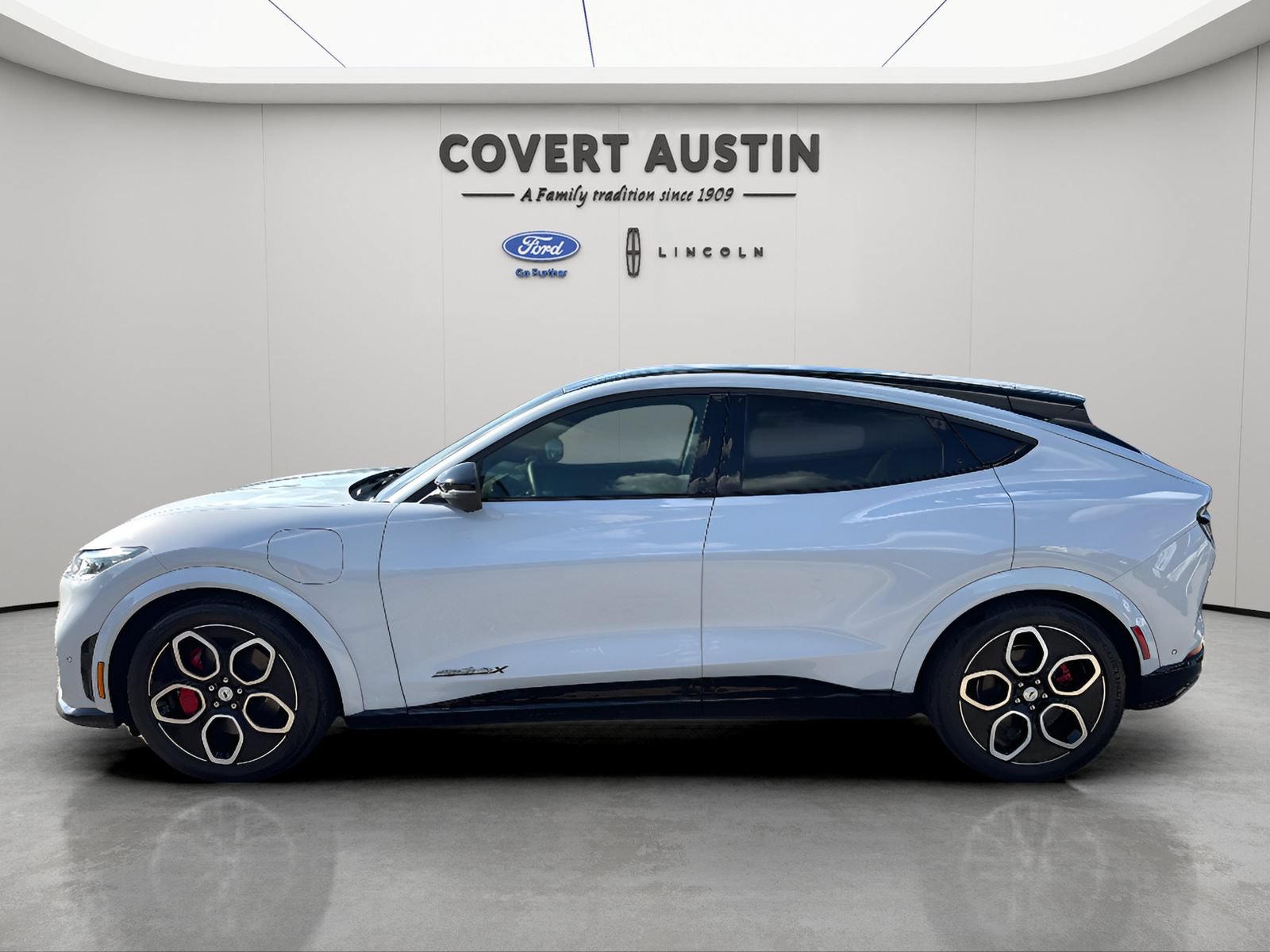 Certified 2023 Ford Mustang Mach-E GT AWD/4WD image 2