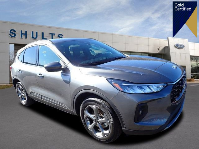 Certified 2025 Ford Escape ST-Line Select AWD/4WD image 1