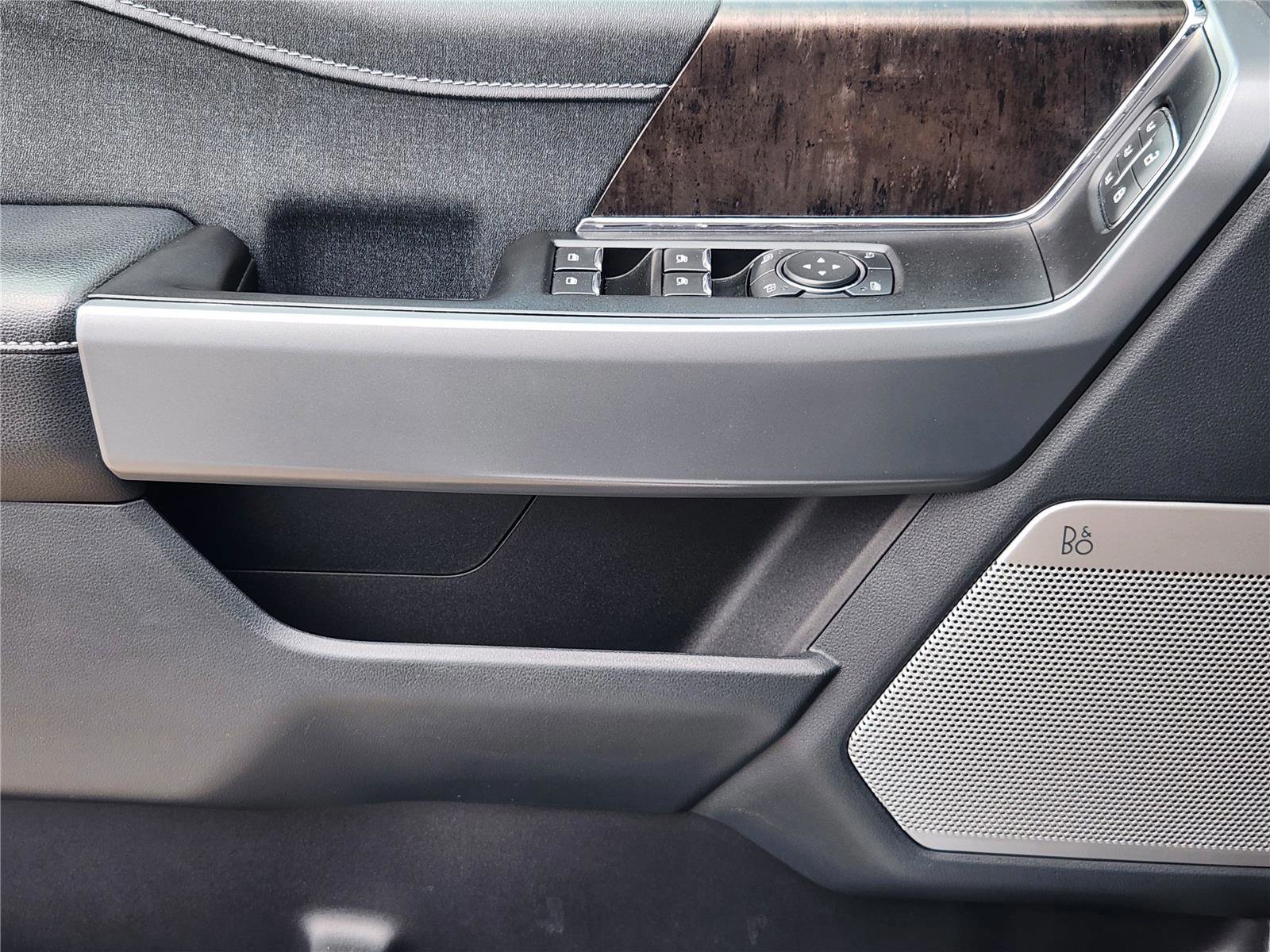 Certified 2022 Ford F150 Lariat w/ Equipment Group 502A High image 31