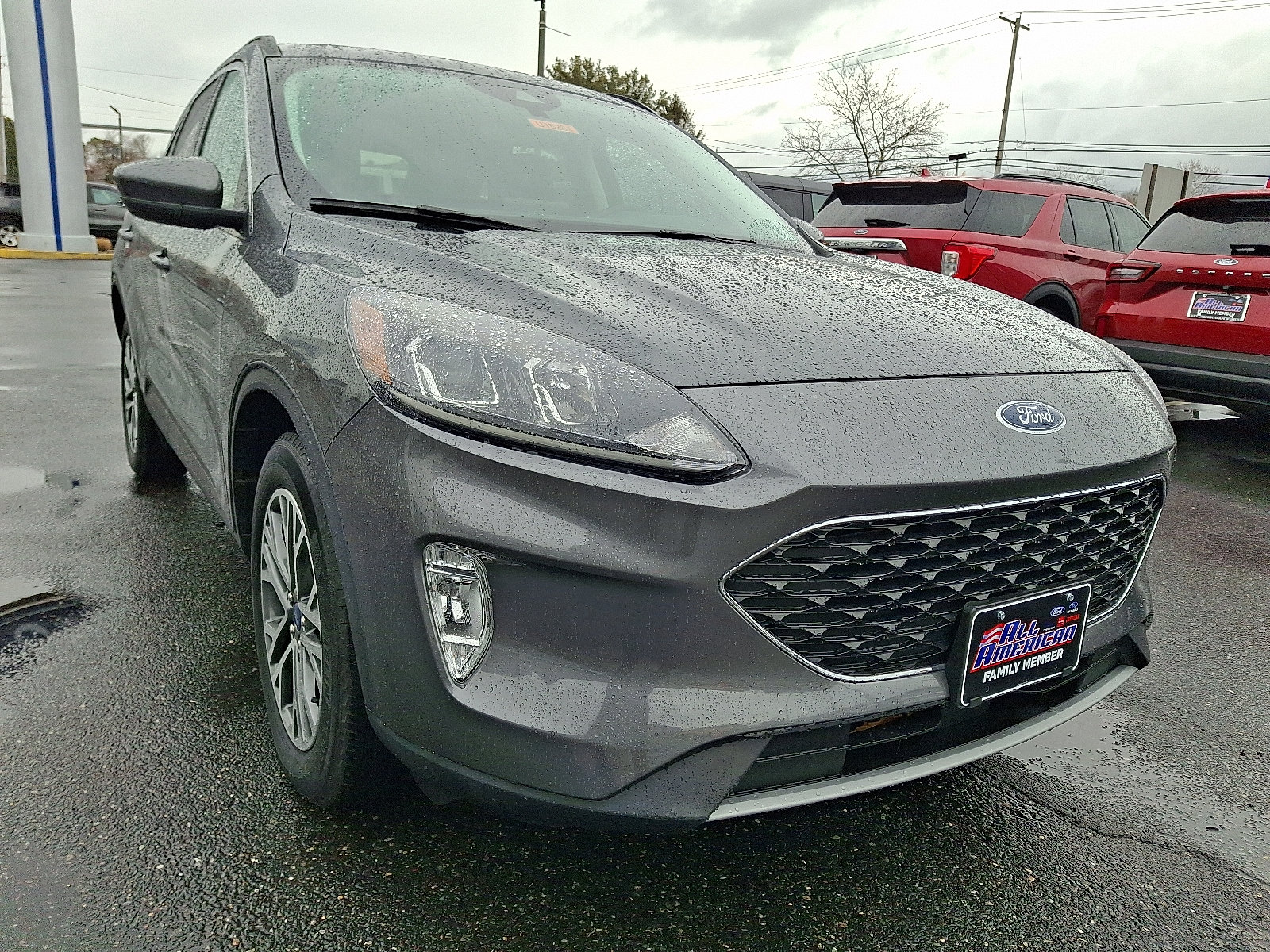 Certified 2022 Ford Escape SEL AWD/4WD image 2