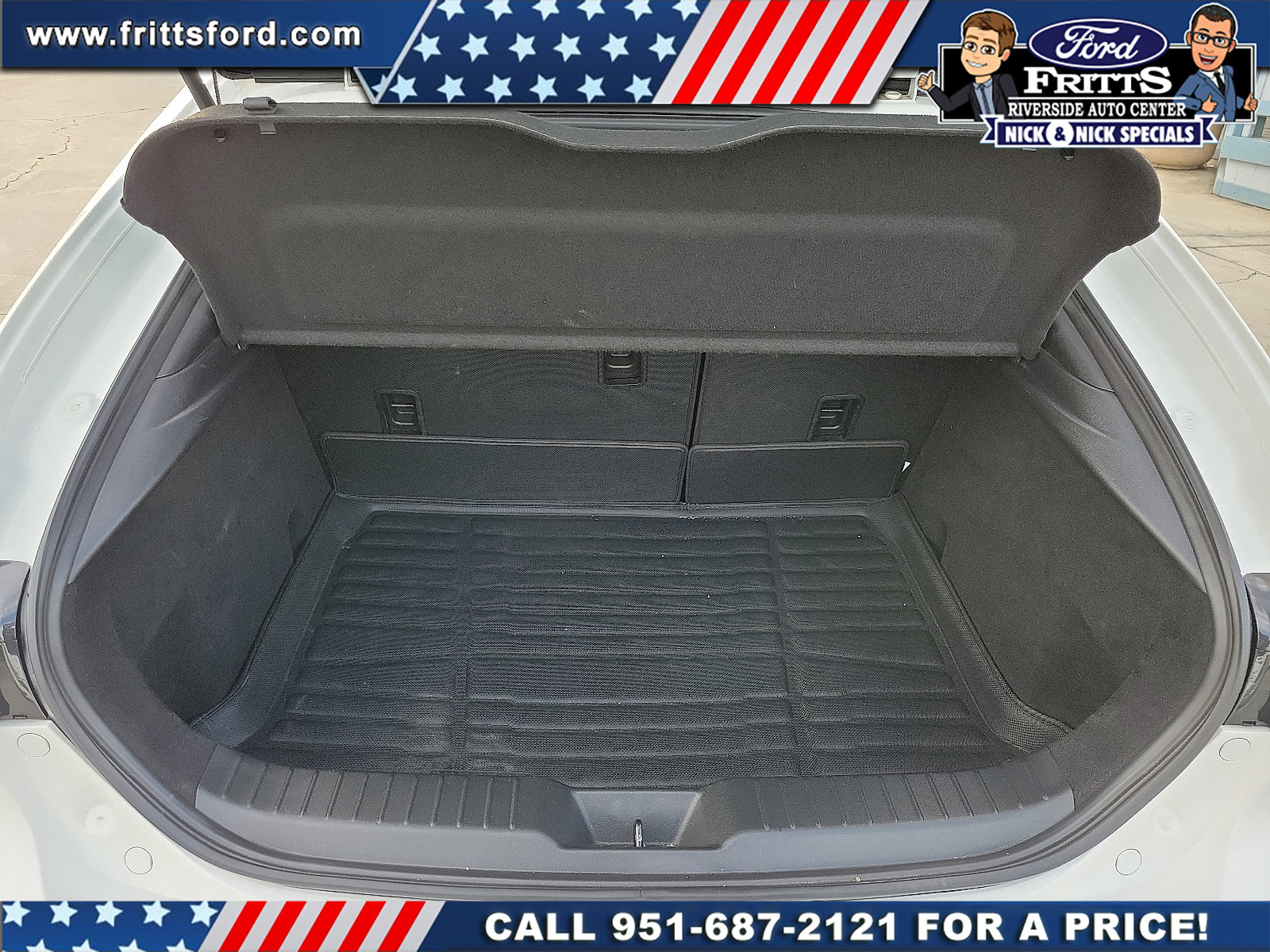 Used 2024 MAZDA MAZDA3 Hatchback w/ Appearance Package image 18