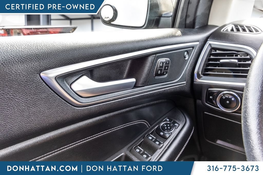 Certified 2024 Ford Edge Titanium AWD/4WD image 10