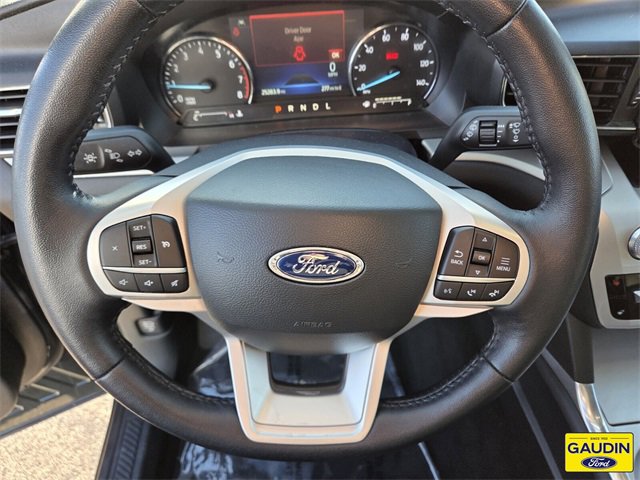 Certified 2022 Ford Explorer XLT w/ Equipment Group 202A image 19