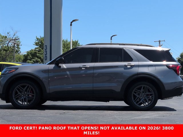 Certified 2025 Ford Explorer ST w/ Sun And Sound Package AWD/4WD image 8