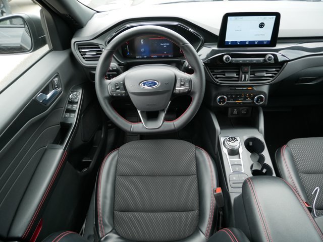 Certified 2025 Ford Escape ST-Line AWD/4WD image 13