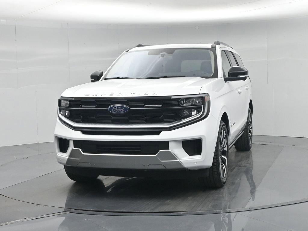 Certified 2025 Ford Expedition Platinum w/ Driver's Package AWD/4WD image 61