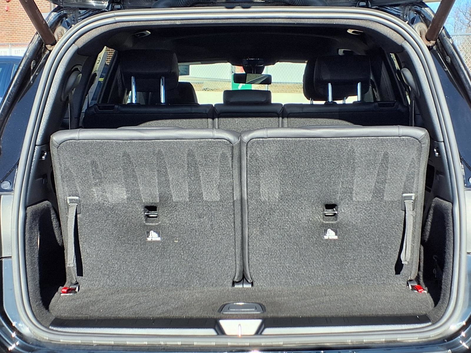 Used 2021 Mercedes-Benz GLB 250 4MATIC image 16