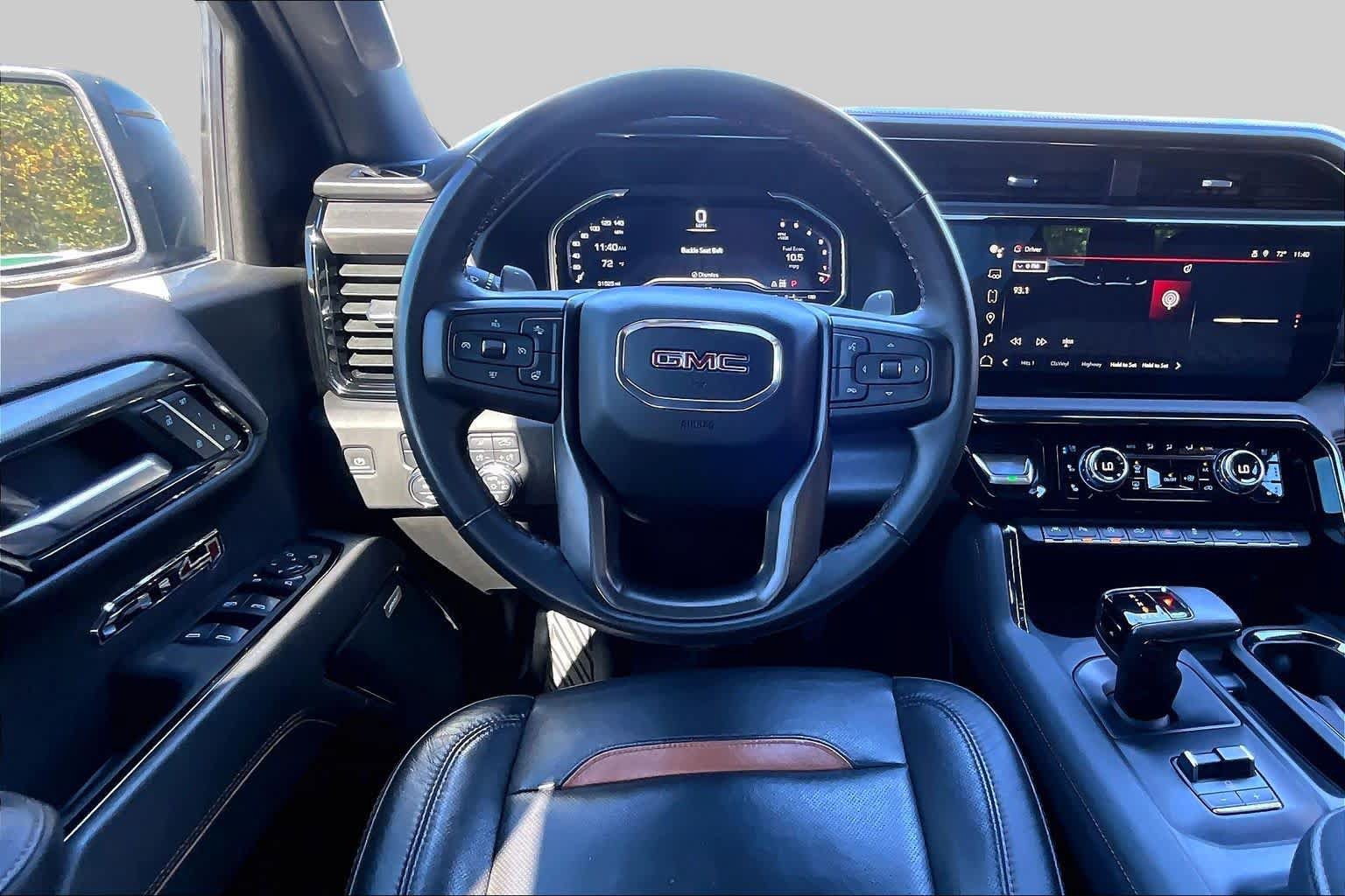 Used 2023 GMC Sierra 1500 AT4 w/ AT4 Premium Package AWD/4WD image 6