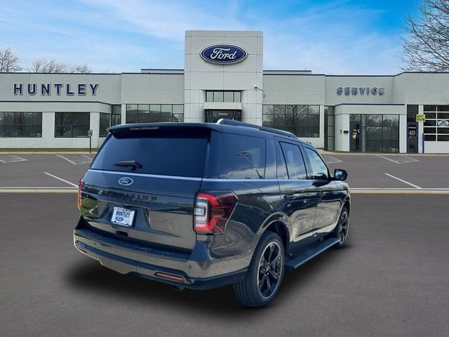 Certified 2022 Ford Expedition Limited AWD/4WD image 5