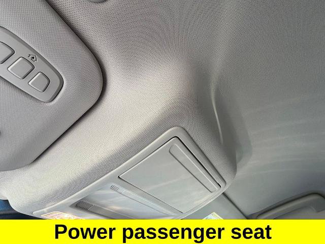 Certified 2025 Ford Escape Platinum AWD/4WD image 17