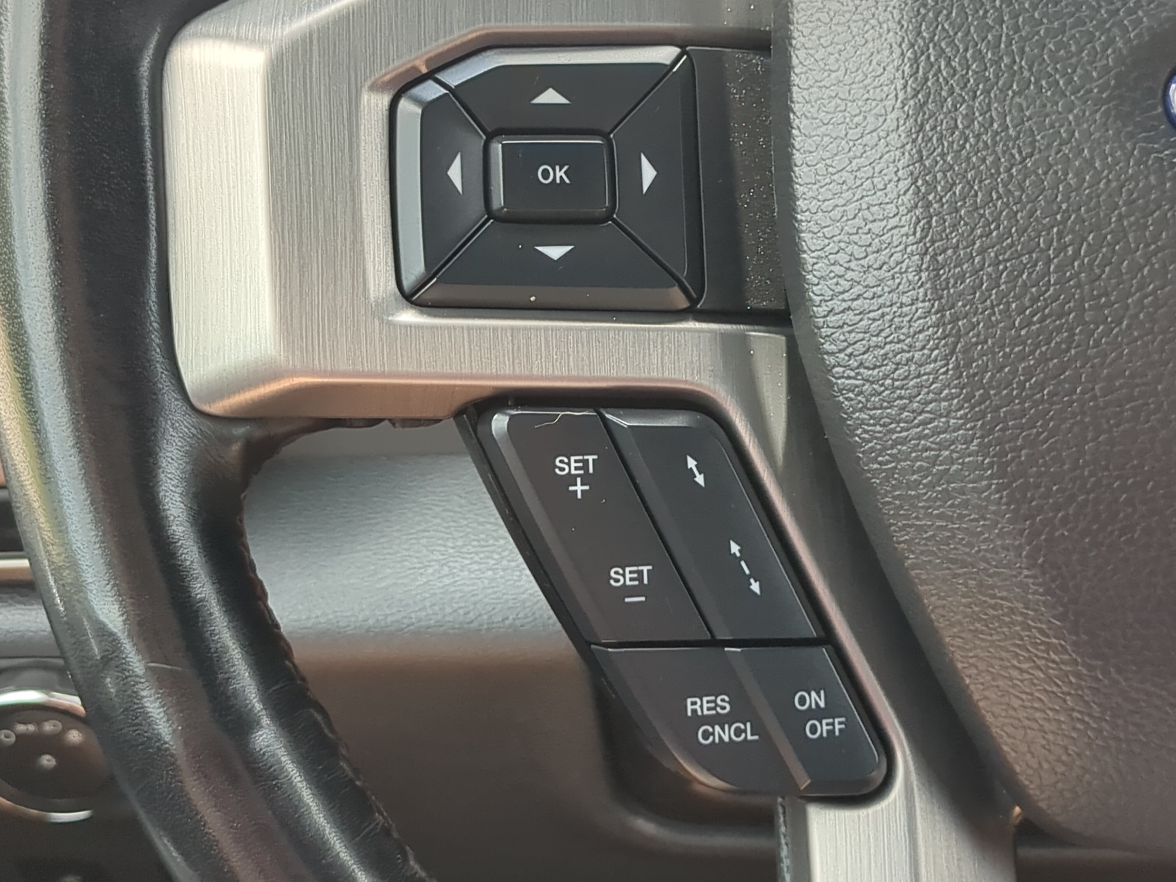 Certified 2022 Ford F250 Platinum AWD/4WD image 24