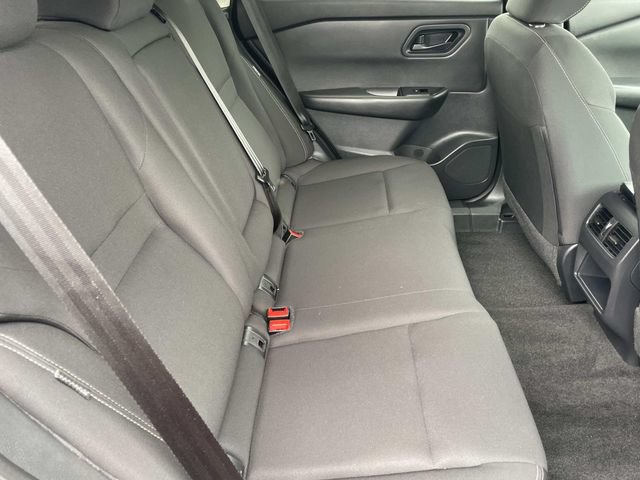 Used 2025 Nissan Rogue S FWD image 32