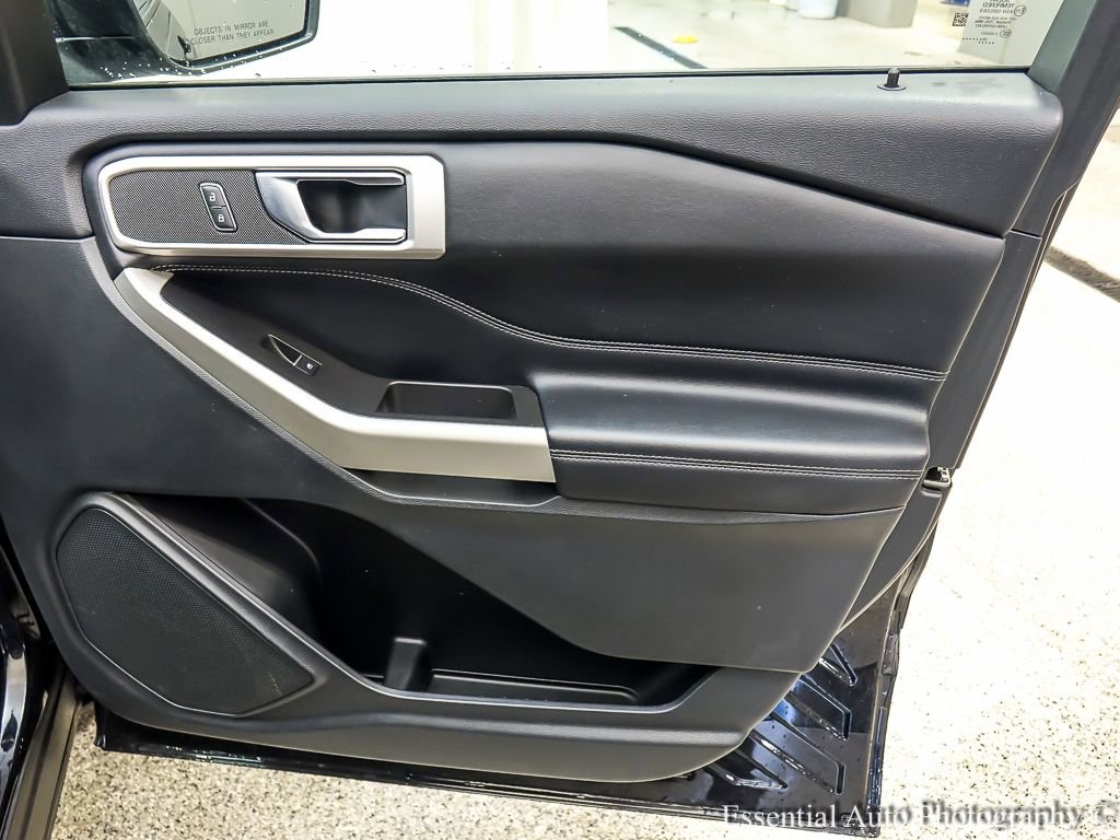 Certified 2022 Ford Explorer XLT image 27