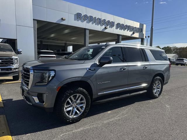 Used 2022 GMC Yukon XL SLT w/ SLT Premium Package