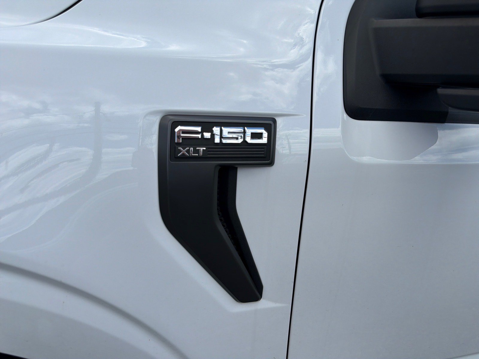Certified 2021 Ford F150 XLT w/ Equipment Group 302A High AWD/4WD image 8