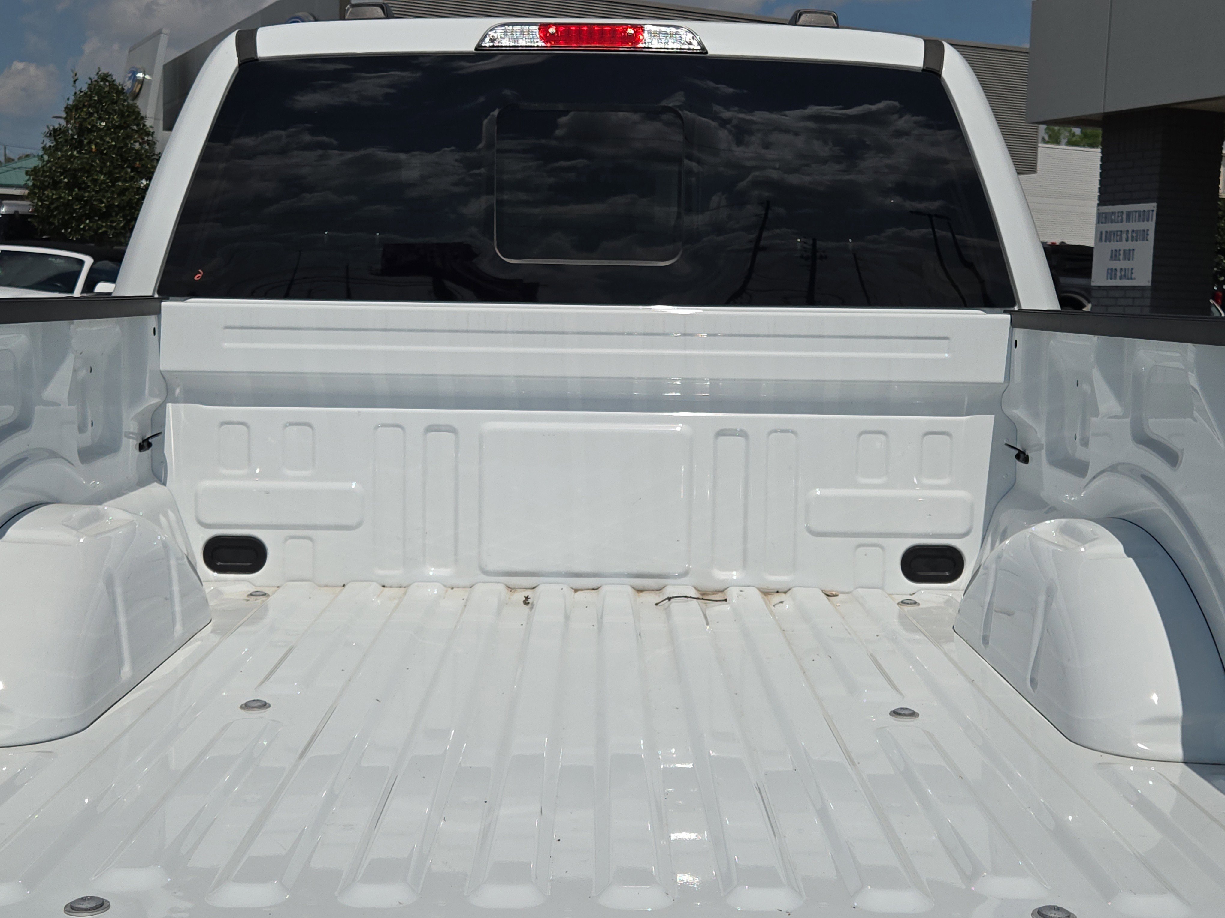 Certified 2025 Ford F150 Lariat w/ Equipment Group 501A Mid image 12