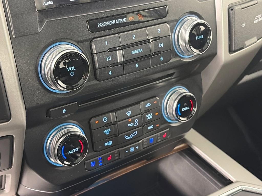 Certified 2018 Ford F150 Lariat w/ Equipment Group 502A Luxury image 21