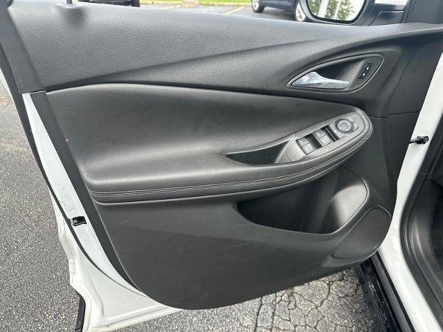 Used 2024 Buick Encore GX Sport Touring w/ Comfort Package FWD image 26