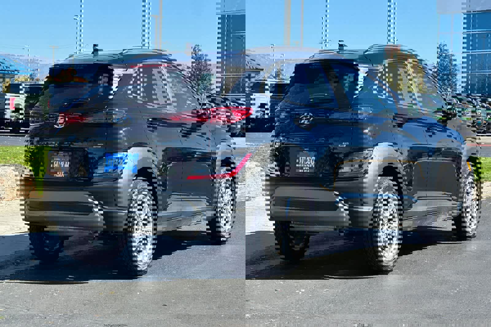 Used 2023 Hyundai Kona SEL w/ Cargo Package image 5