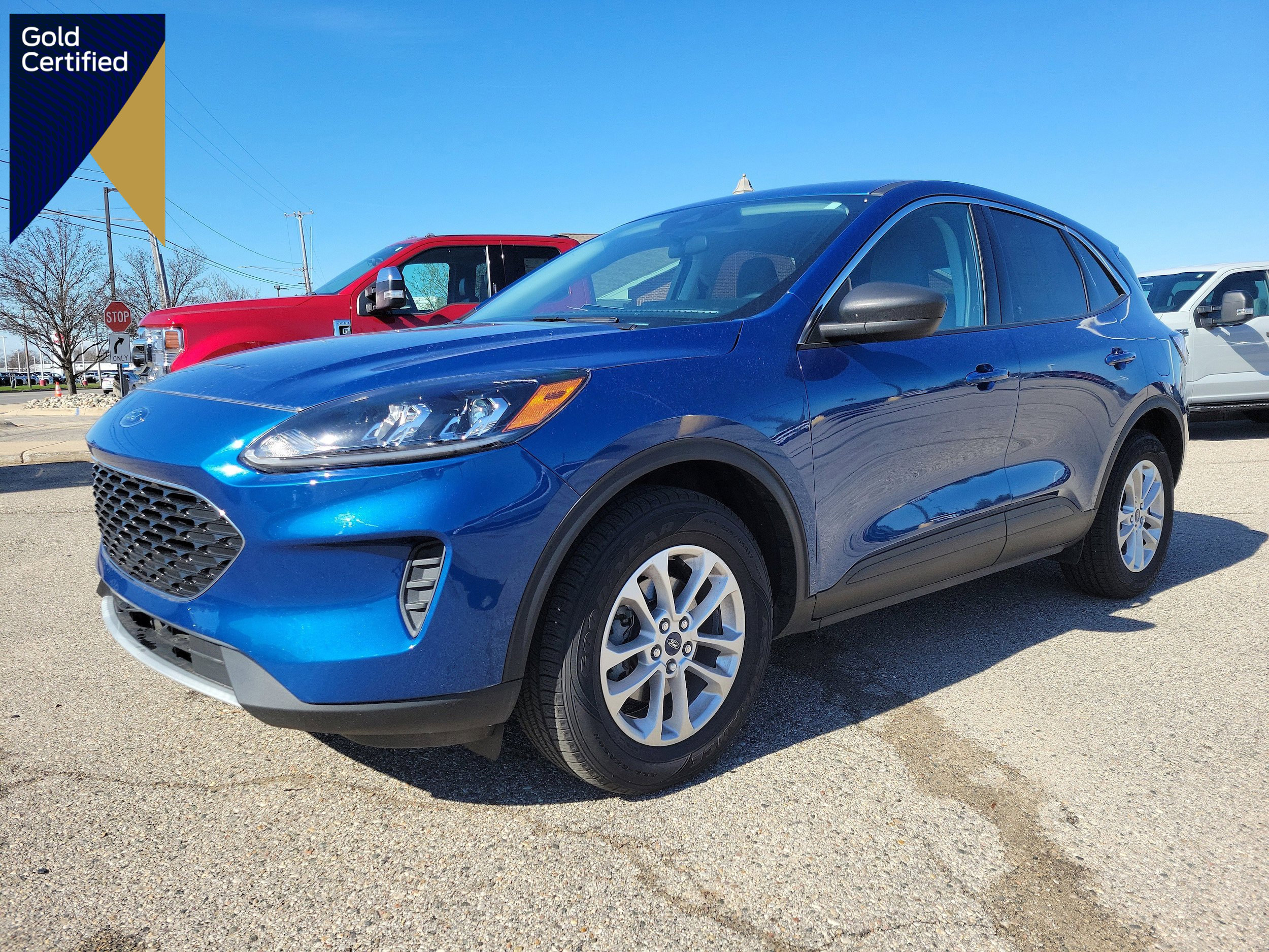 Certified 2022 Ford Escape SE w/ Convenience Package AWD/4WD image 1
