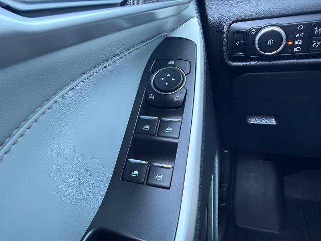 Certified 2023 Ford Explorer XLT w/ Equipment Group 202A AWD/4WD image 22