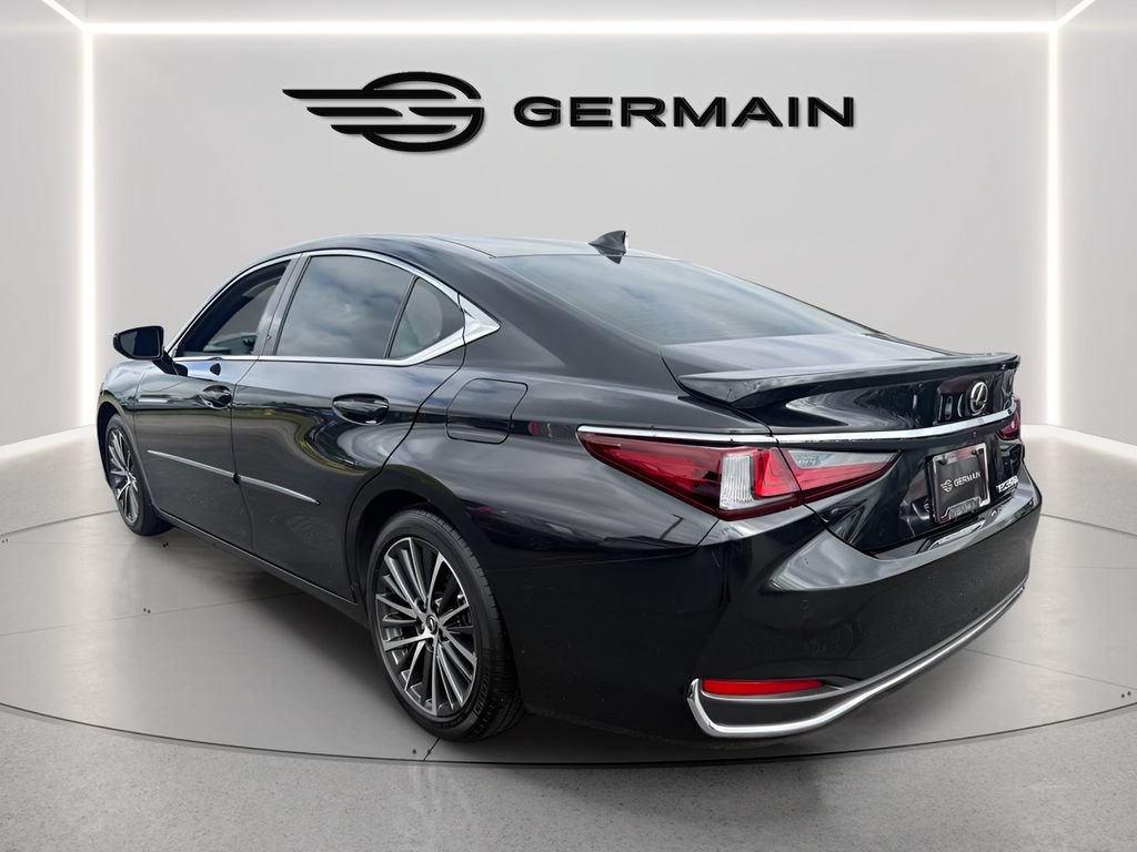 Used 2025 Lexus ES 300h w/ Premium Package FWD image 6