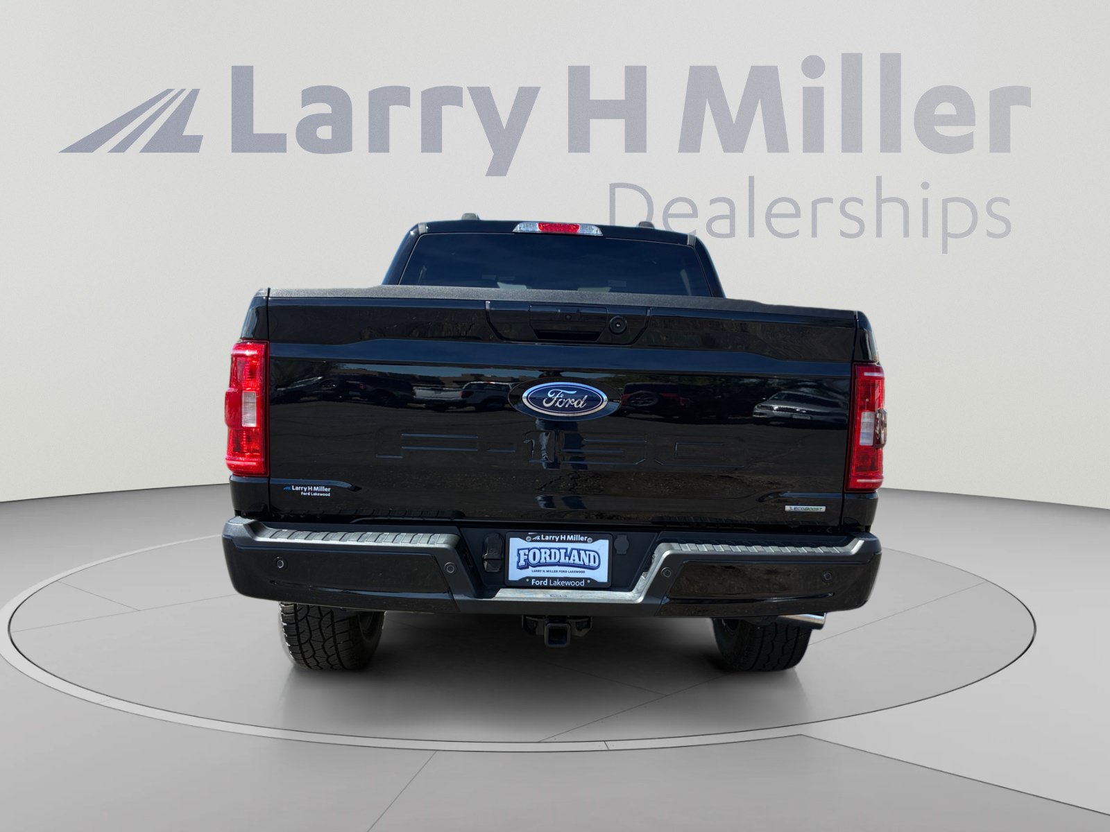 Certified 2023 Ford F150 XLT w/ Equipment Group 302A High AWD/4WD image 4