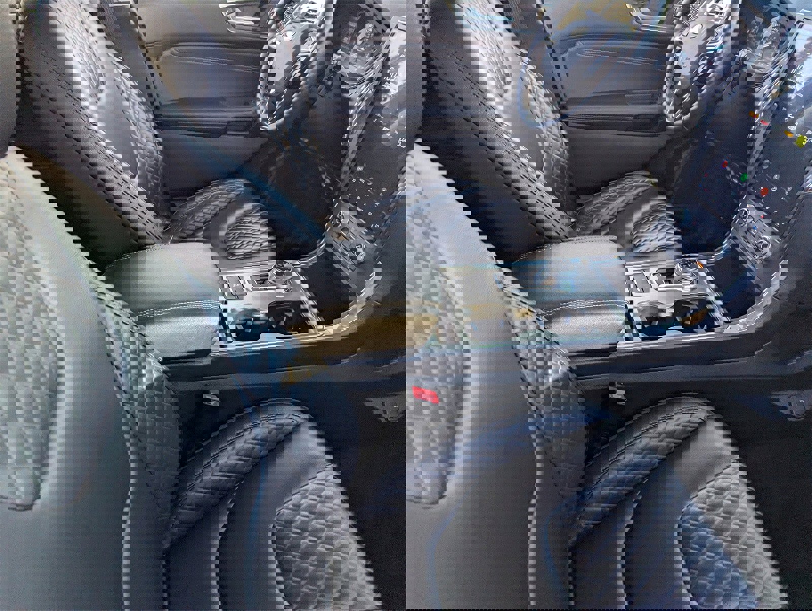 Certified 2024 Ford Edge Titanium image 11