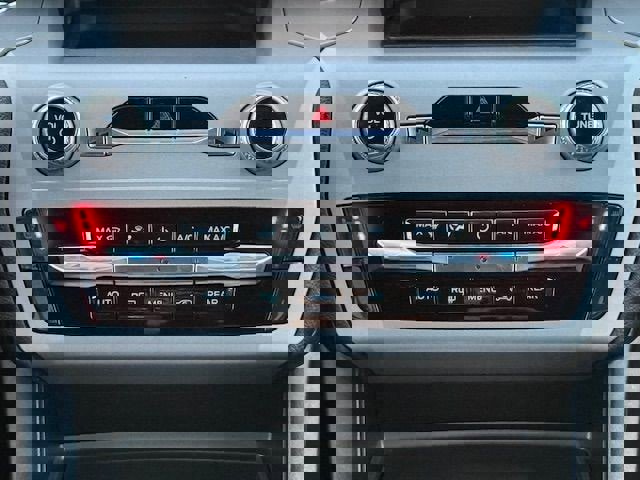 Certified 2023 Ford Explorer XLT image 6