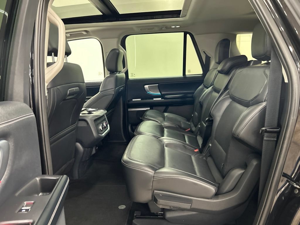 Certified 2025 Ford Expedition Max Platinum AWD/4WD image 27