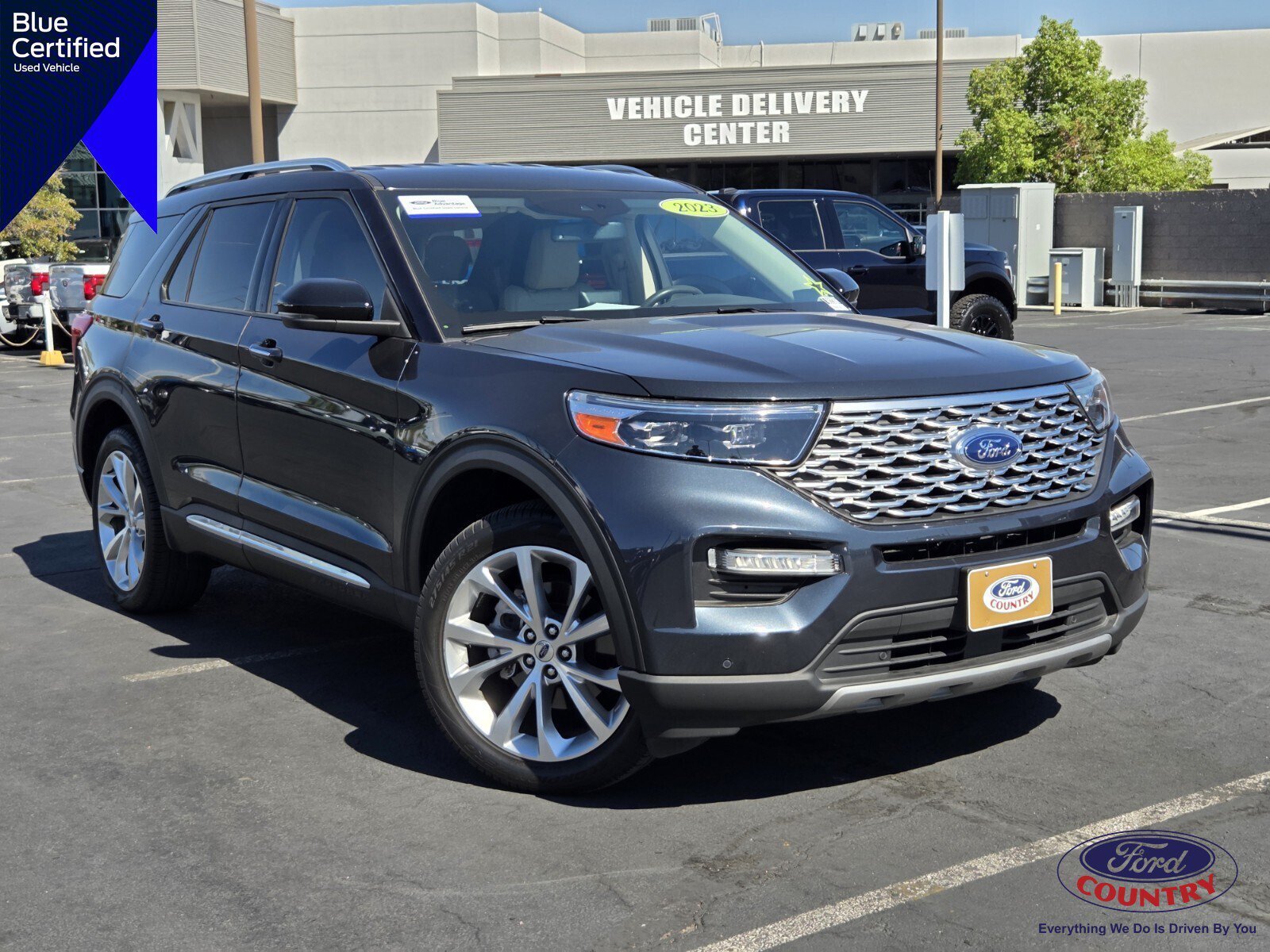 Certified 2023 Ford Explorer Platinum w/ Technology Package