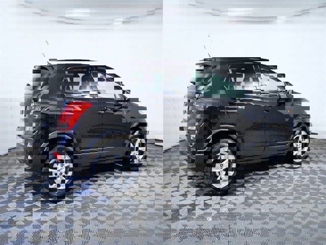 Used 2020 Chevrolet Trax LS w/ Tint and Cruise Package image 4
