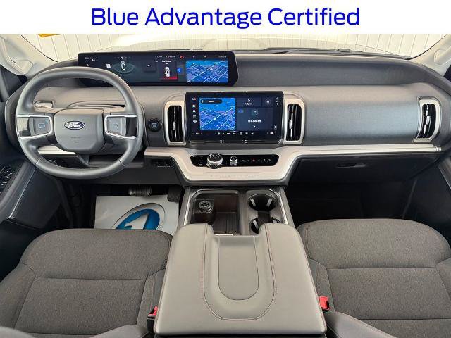Certified 2025 Ford Expedition Max Active AWD/4WD image 3