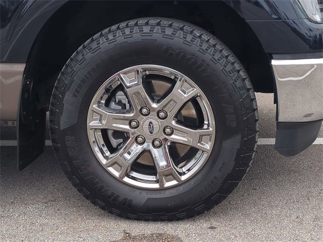 Certified 2022 Ford F150 Lariat w/ Equipment Group 502A High image 11