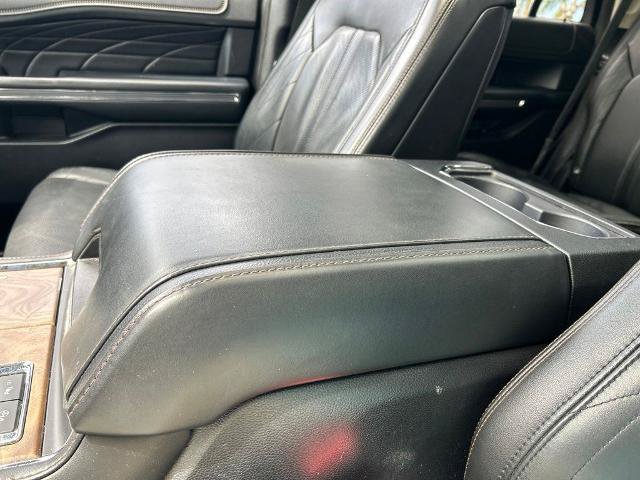 Certified 2019 Ford Expedition Platinum RWD image 37