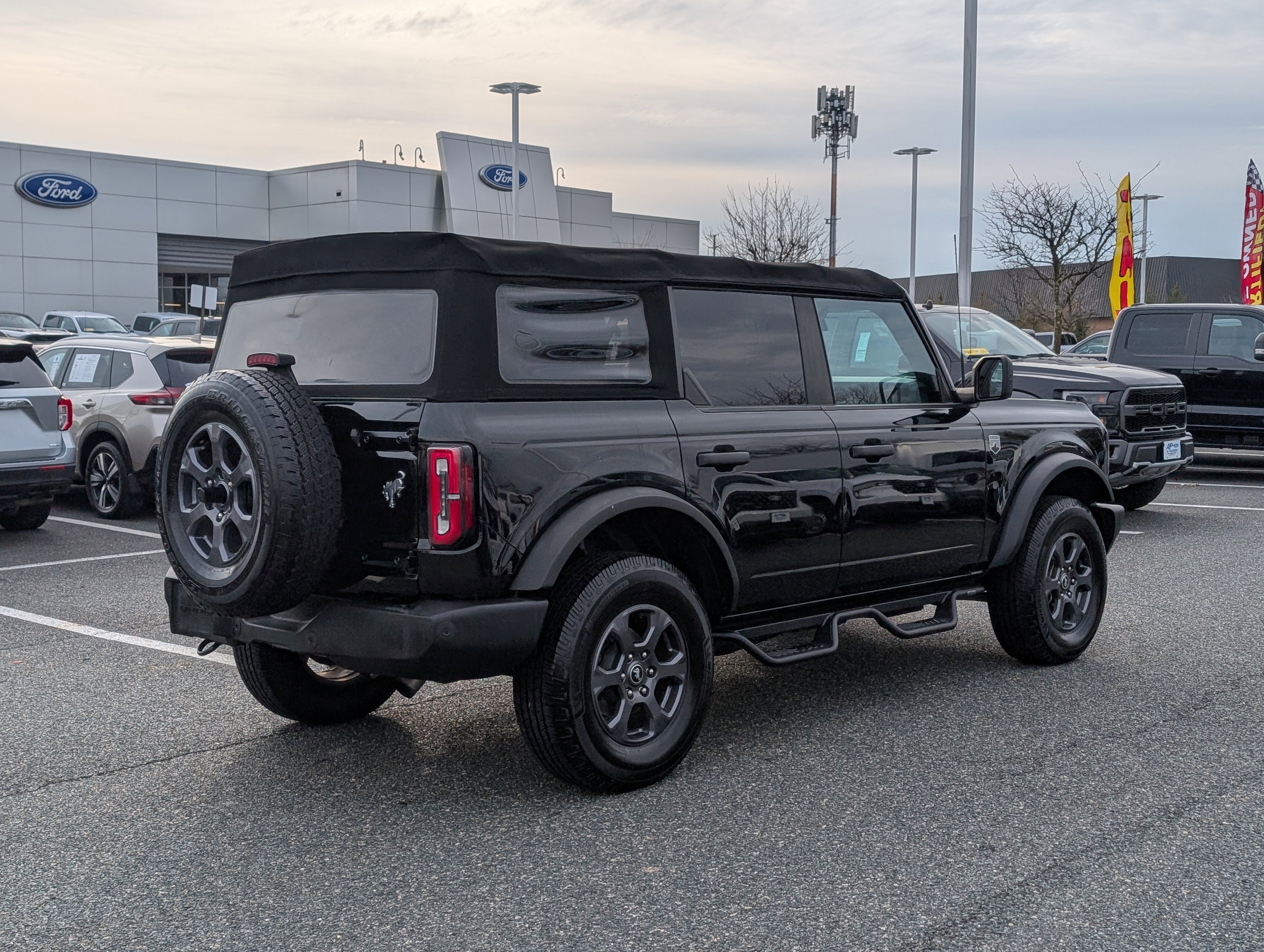 Certified 2022 Ford Bronco Big Bend image 3