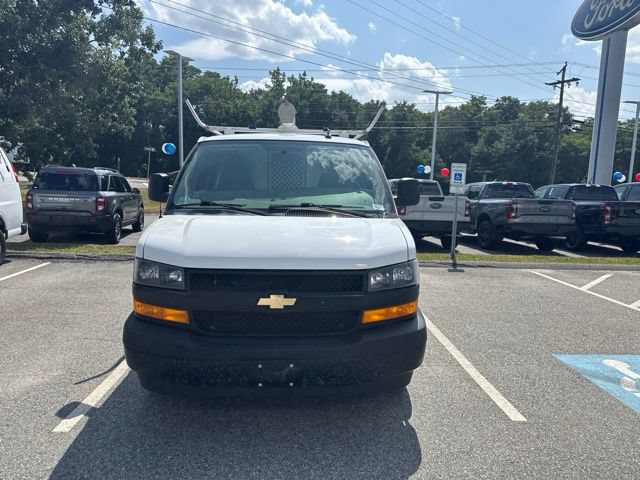 Used 2022 Chevrolet Express 2500 w/ Driver Convenience Package RWD image 2