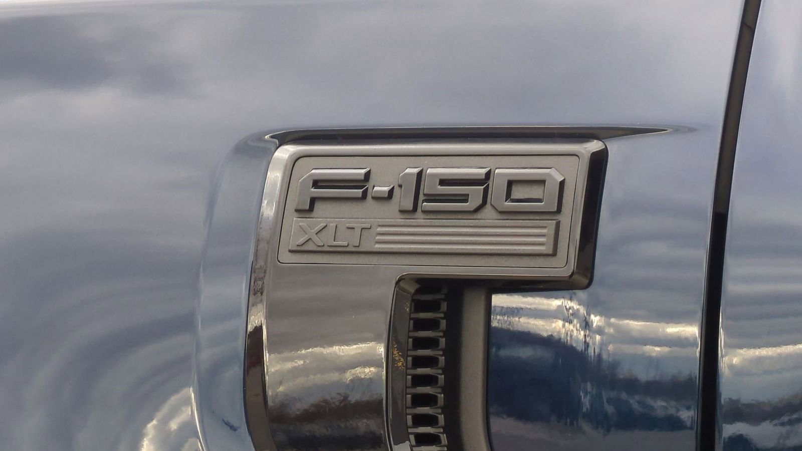 Certified 2024 Ford F150 XLT w/ Equipment Group 303A High image 13