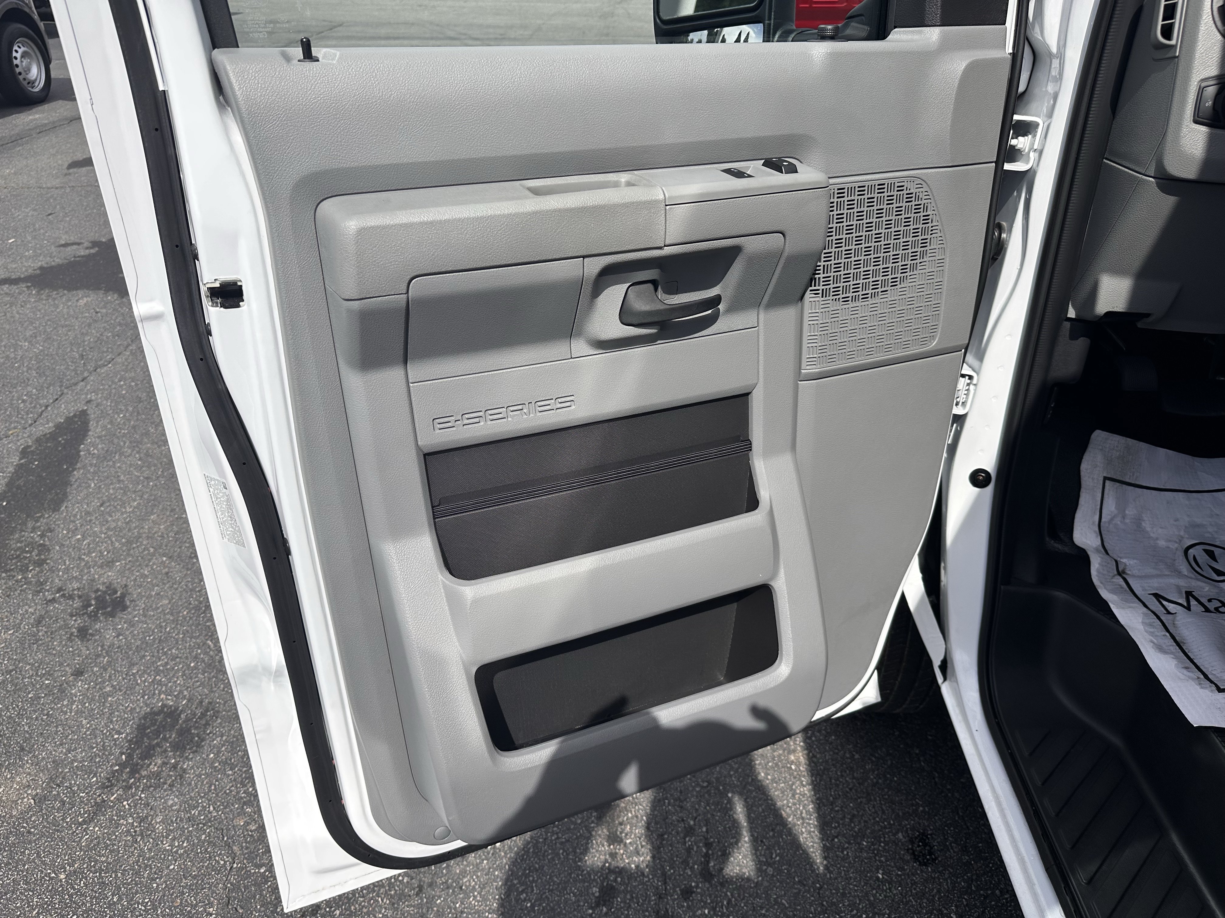 Certified 2026 Ford E-350 and Econoline 350 Super Duty w/ Power Equipment Group RWD image 7