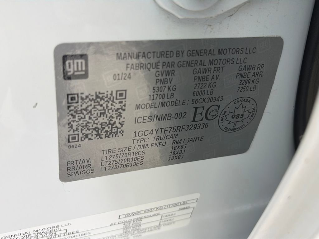 Used 2024 Chevrolet Silverado 3500 LT image 9