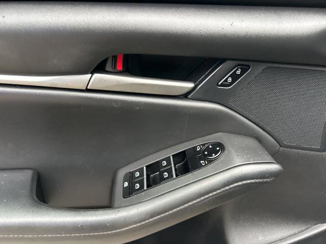 Used 2023 MAZDA MAZDA3 s image 11