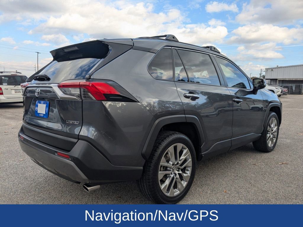 Used 2019 Toyota RAV4 Limited image 5