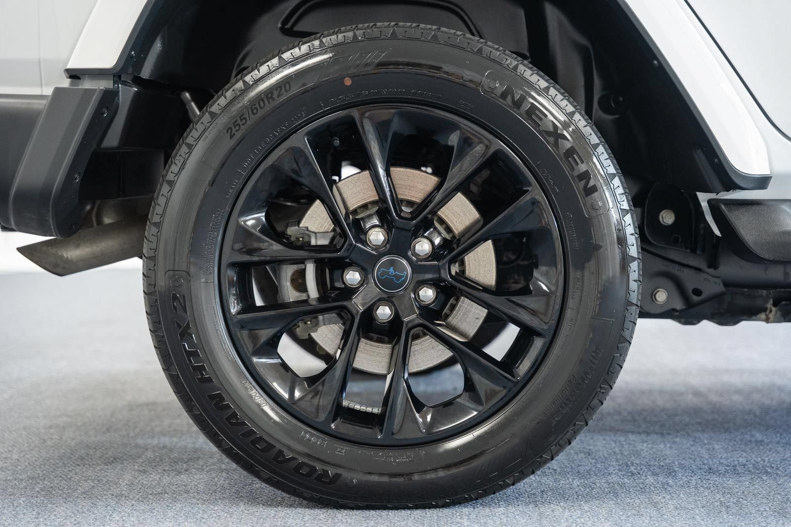 Used 2024 Jeep Wrangler Unlimited Sahara AWD/4WD image 25