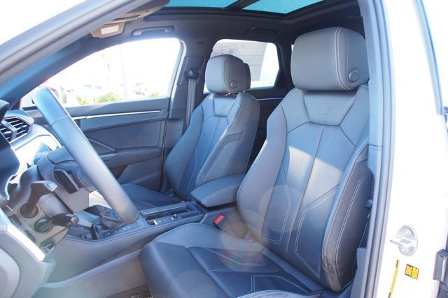 Used 2021 Audi Q3 2.0T Premium Plus w/ Premium Plus Package image 15