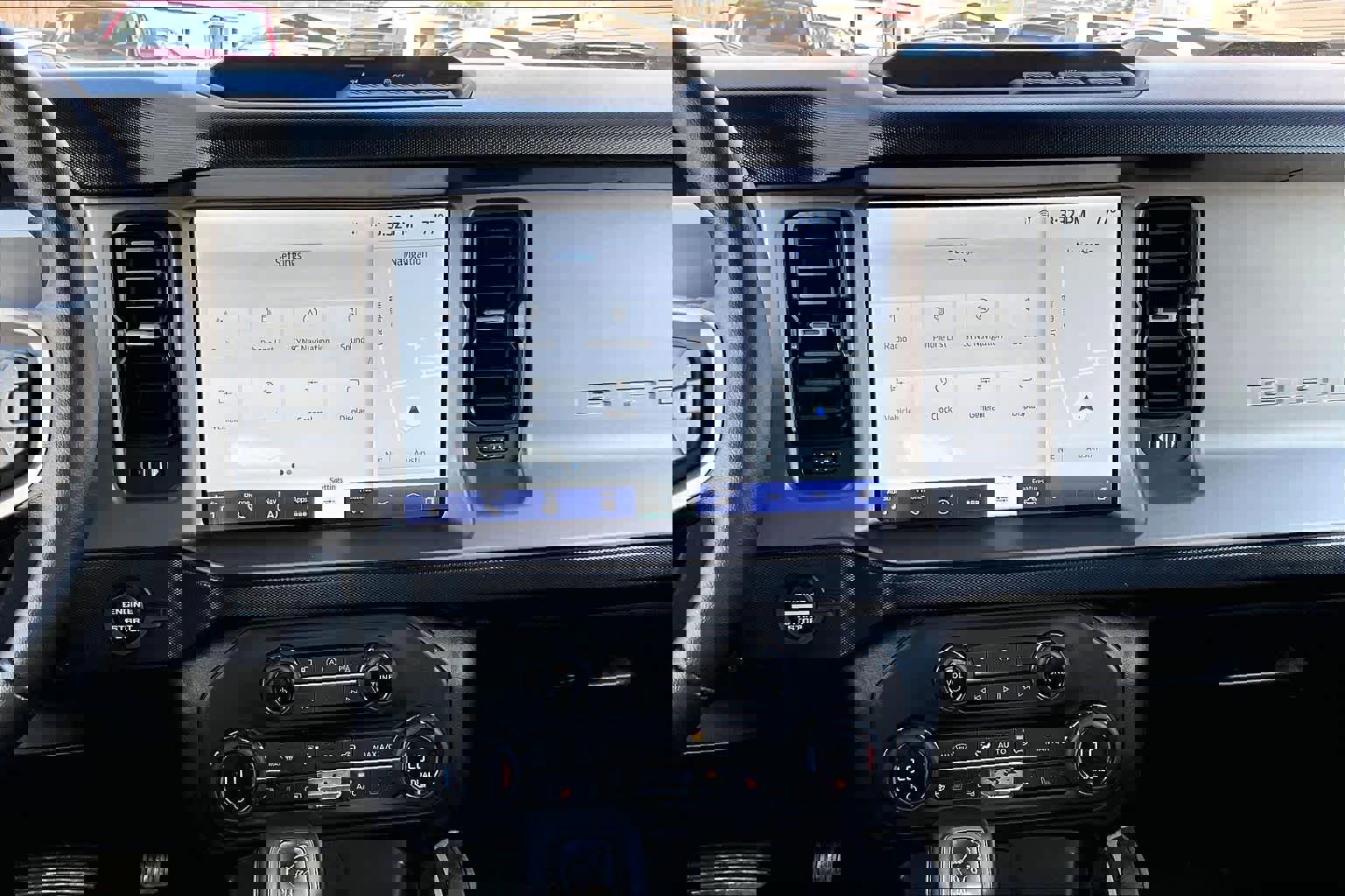 Certified 2021 Ford Bronco Outer Banks image 8