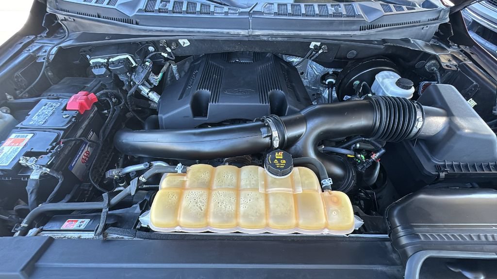 Certified 2018 Ford F150 XLT w/ Equipment Group 302A Luxury RWD image 27